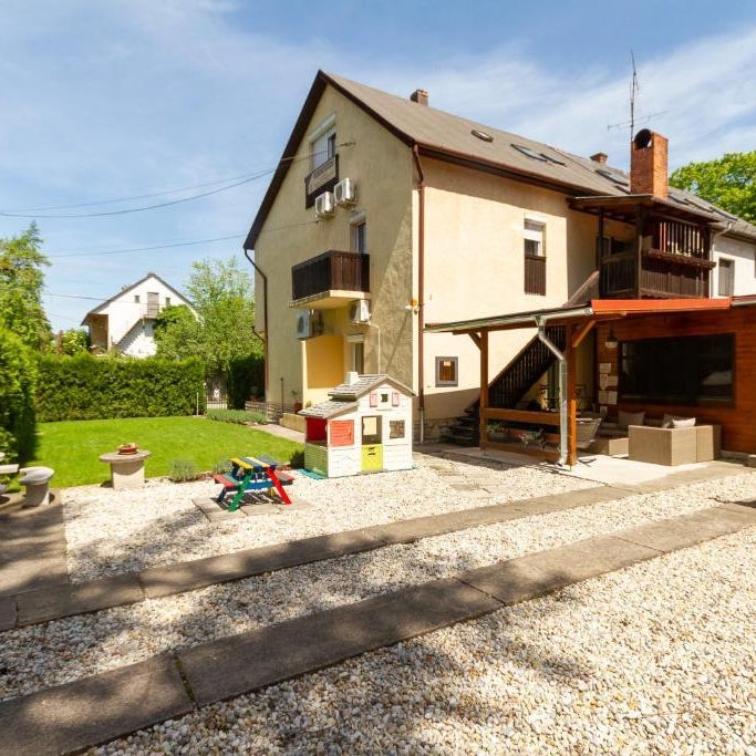 Kincső Vendégház Siófok by NeWave Apartments Thumbnail