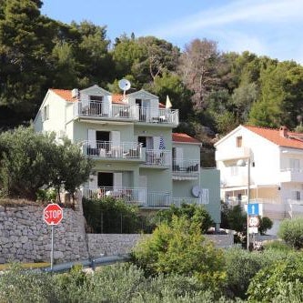 Apartments with a parking space Hvar - 5687 Thumbnail