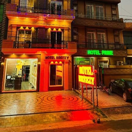 Hotel Breezy Lahore Thumbnail