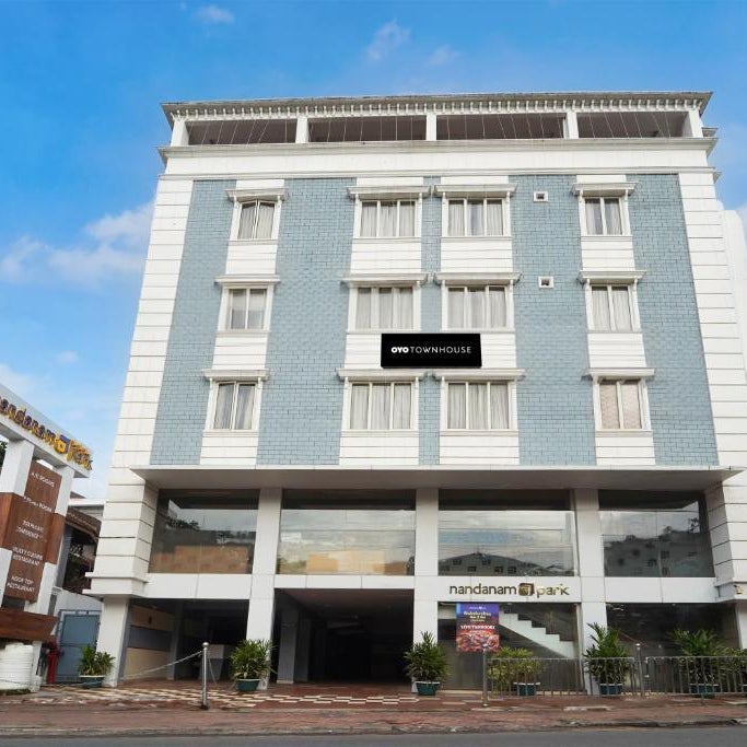 Townhouse MG Road Trivandrum Formerly Nandanam Park