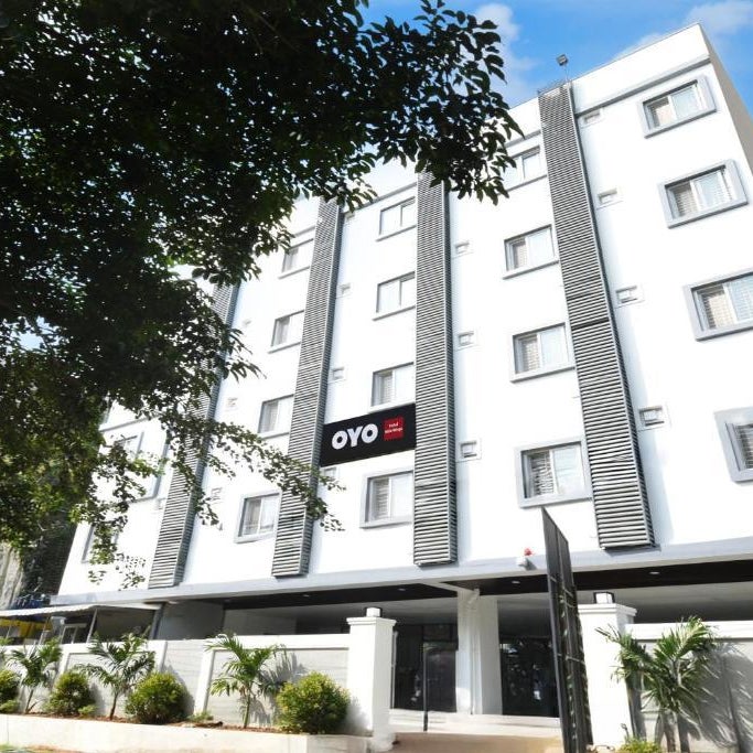 Super Townhouse IKON SUITES Thumbnail