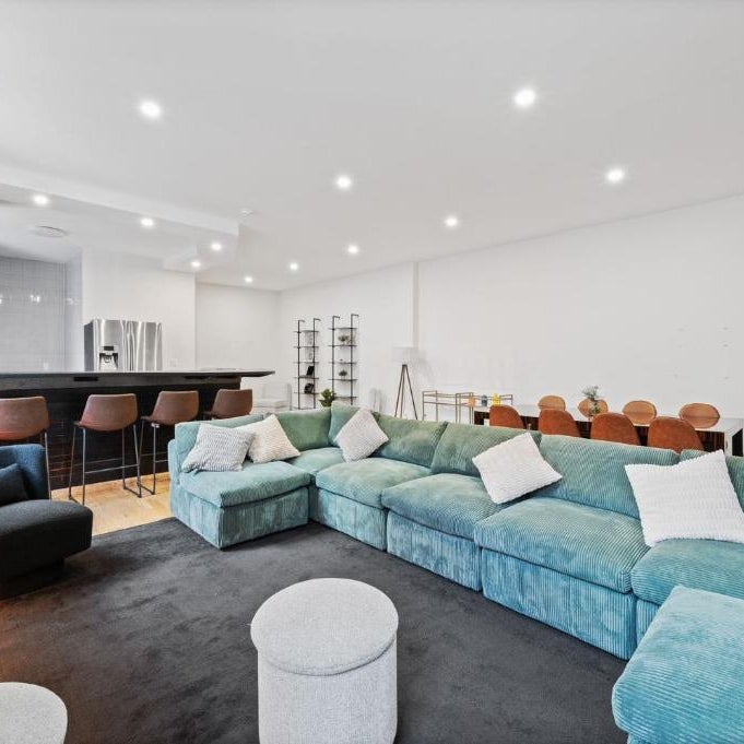 Massive SoHo Loft 4 Bedrooms 2 Bath 8 beds Thumbnail