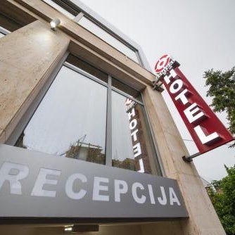 Garni Hotel Central Lux