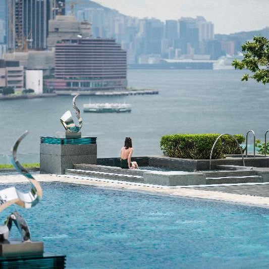 Four Seasons Hotel Hong Kong Thumbnail