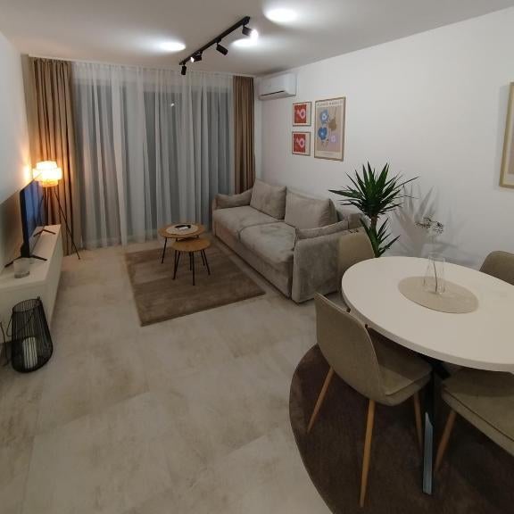 Silver 1 & SPA