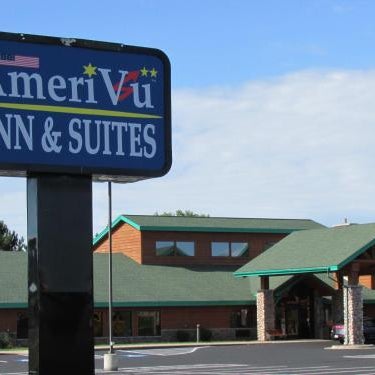 Shell Lake Lodge, a Travelodge by Wyndham Thumbnail