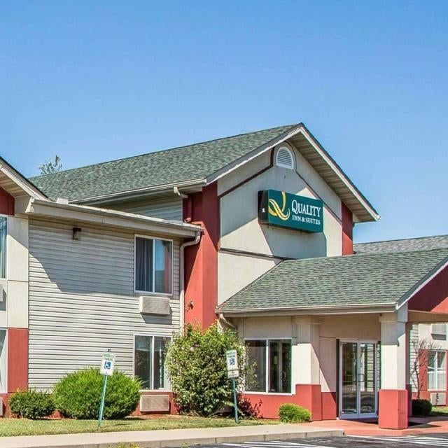 Quality Inn & Suites Franklin Thumbnail