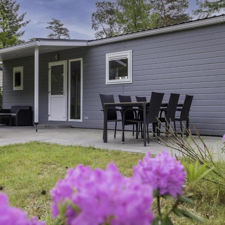 Easy Chalet Thumbnail