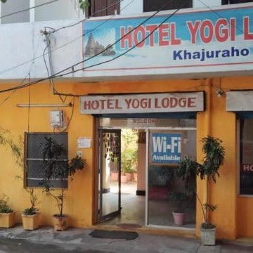hotel yogi lodge