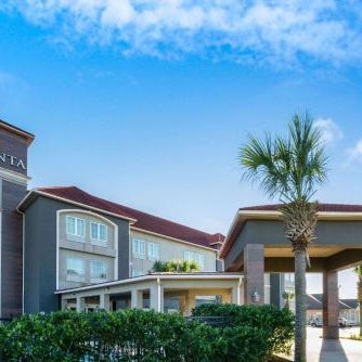 La Quinta Inn & Suites by Wyndham Boutte Thumbnail