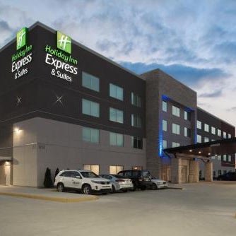 Holiday Inn Express & Suite Kingdom City By IHG Thumbnail