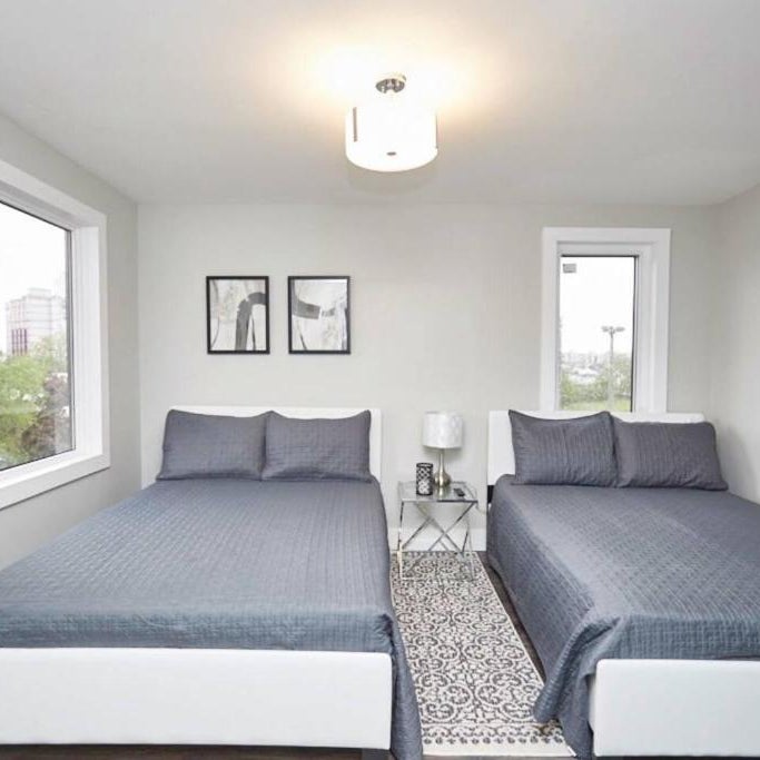 Fallsview Boutique 2bd 4a Thumbnail