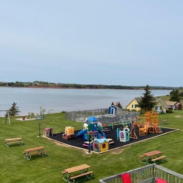 Beach & Breeze Cottages Thumbnail