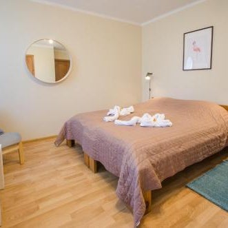 Veldzes Nams Thumbnail