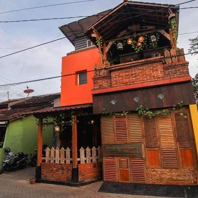 OYO 94405 D'classic Homestay Thumbnail