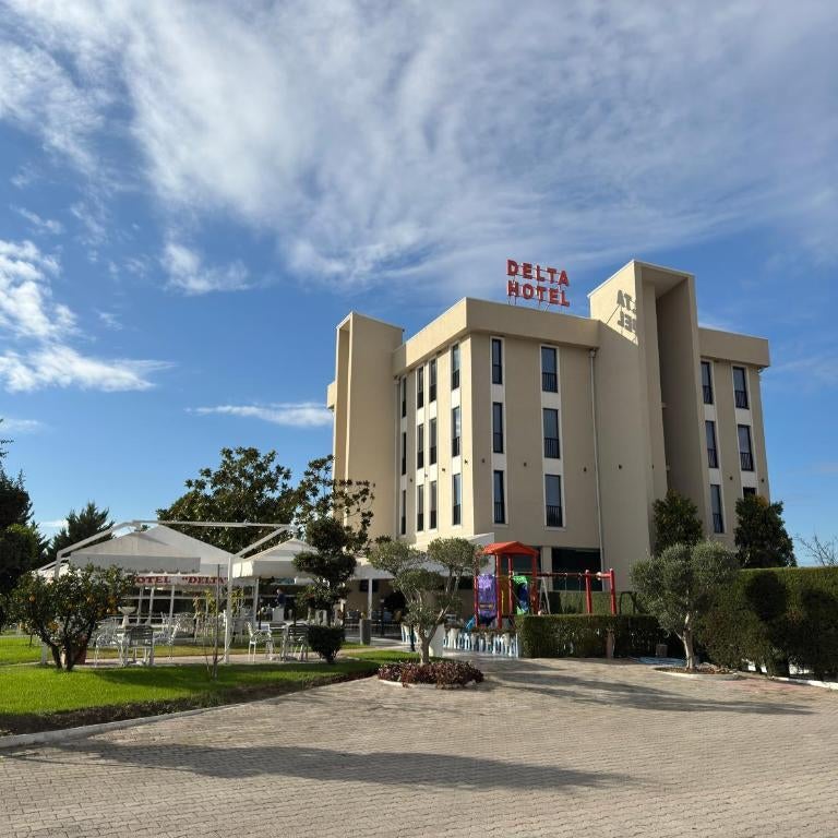 Hotel Delta Thumbnail
