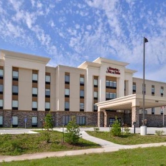 Hampton Inn By Hilton & Suites Ames, IA Thumbnail