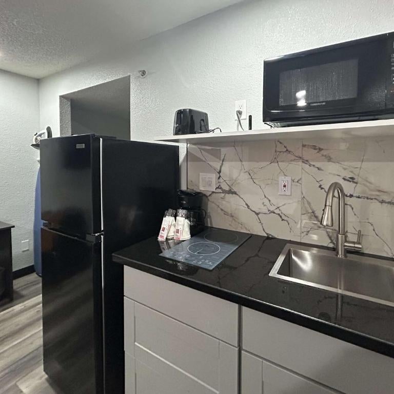 Studio 6 Tacoma, WA - South Thumbnail