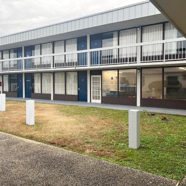 Motel 6 Lugoff, SC Thumbnail