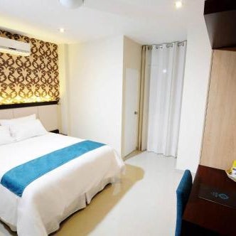 Dom Hotel