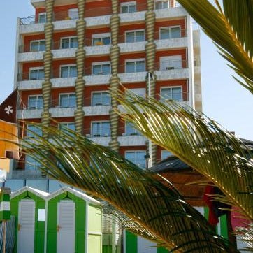 MARITTIMO Riccione - Hotel Clipper FRONTE MARE
