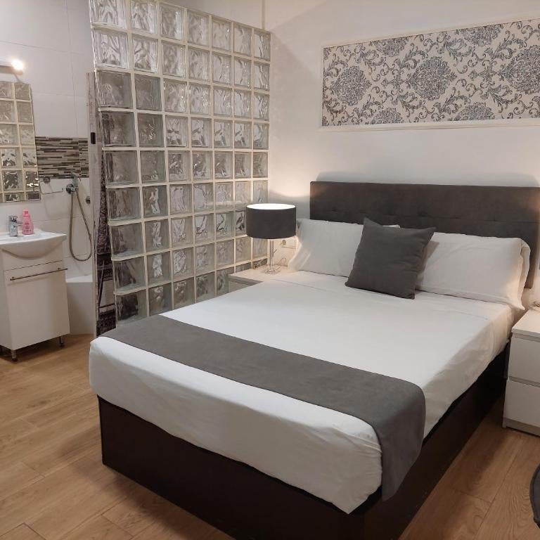 Apartamentos Rous - Solo adultos Thumbnail
