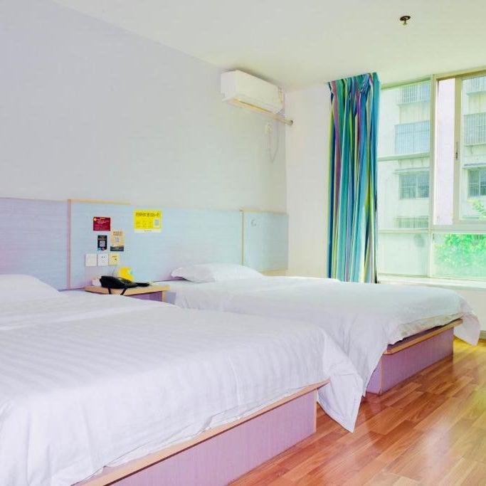 M Hotel Xiamen Haicang Maqing Road Metro Station Thumbnail
