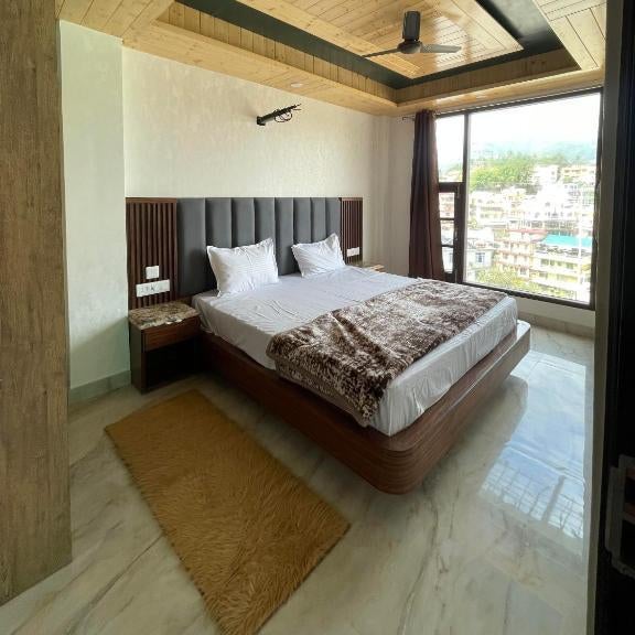Anand Residency