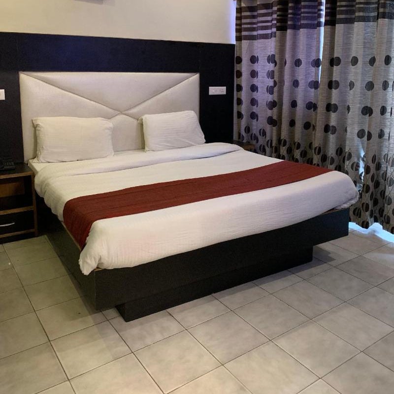 Hotel City Plaza 7