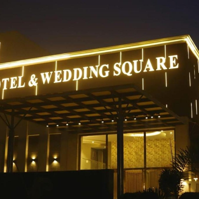 J P Hotel And Wedding Square