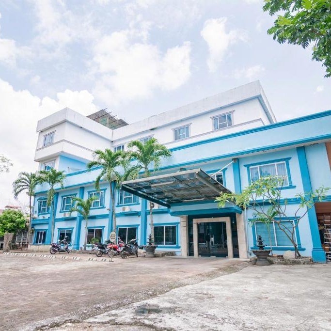 Collection O Senapelan Near Rsud Petala Bumi Formerly De Town Hotel