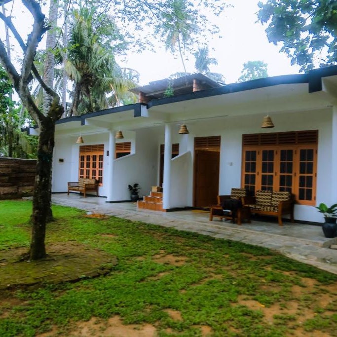 Hotel Tulum Mirissa Thumbnail