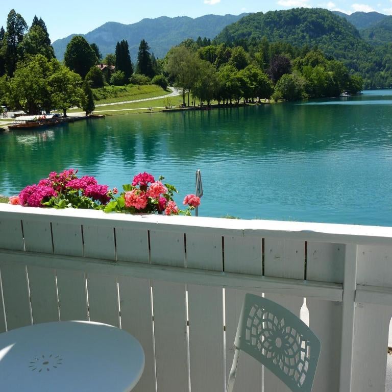B&B Pletna a Double Lake-View Room Thumbnail