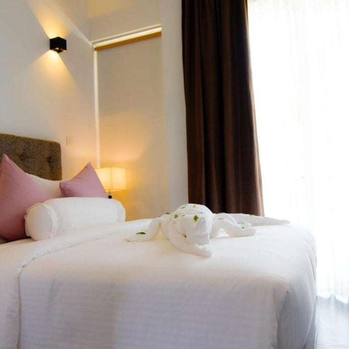 Moi Induruwa by DBI Thumbnail