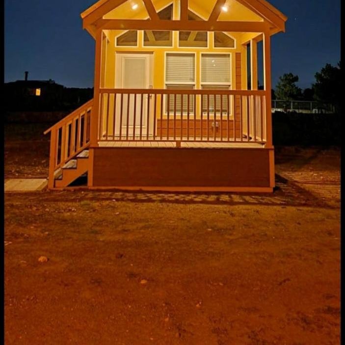 073 Tiny Home nr Grand Canyon South Rim Sleeps 8 Thumbnail