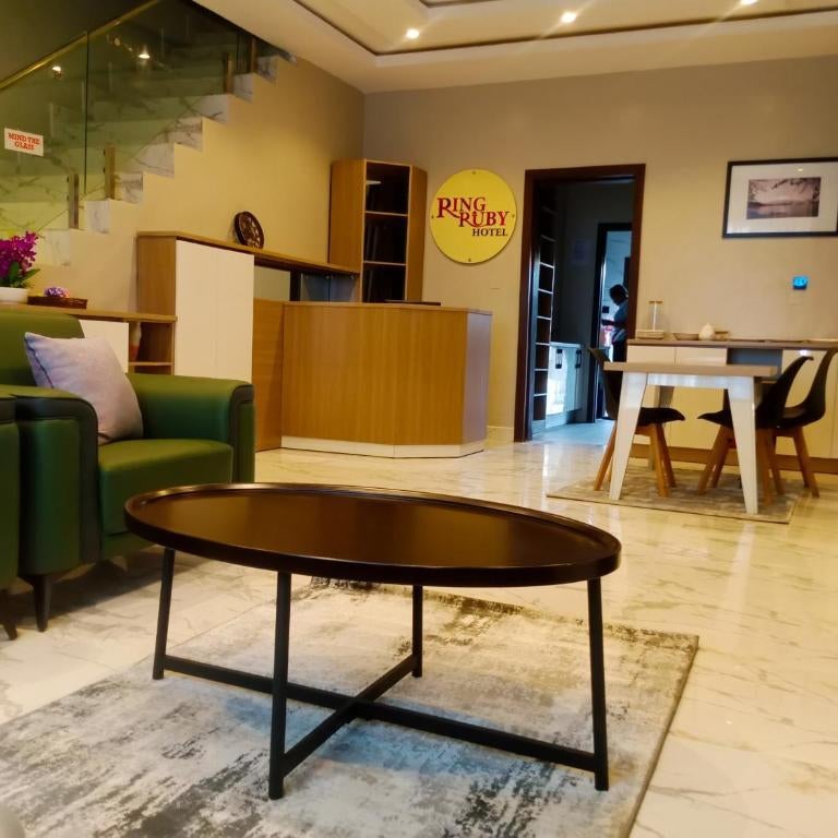 Ringruby Hotel, Eso Close Thumbnail