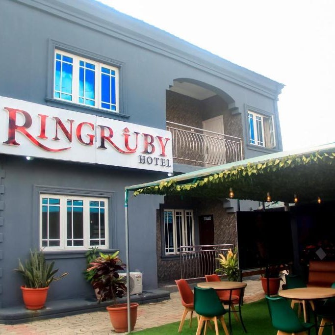 Ringruby Hotel, United Estate