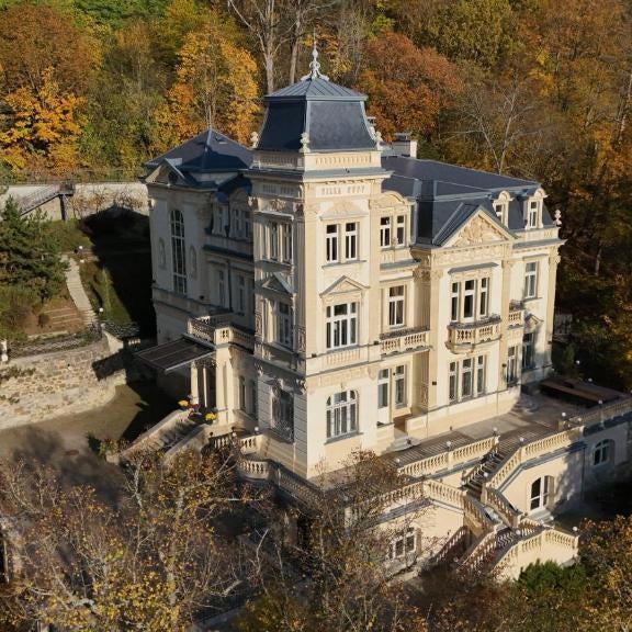 Villa Julius a Emma - Luxury Boutique Retreat Thumbnail