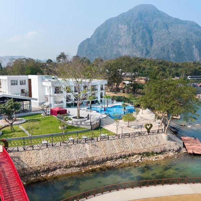 Daoneua Riverside Resort