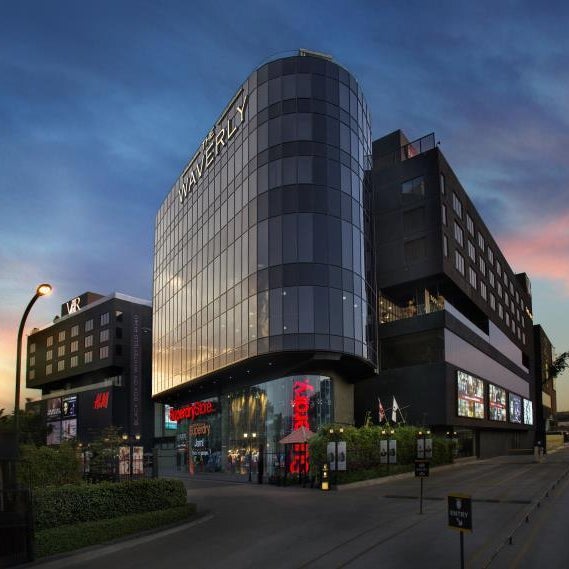 The Waverly Hotel & Residences Thumbnail