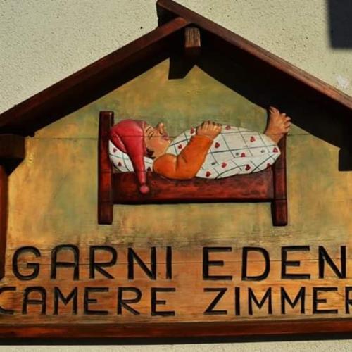 Garni Eden Bed and breakfast