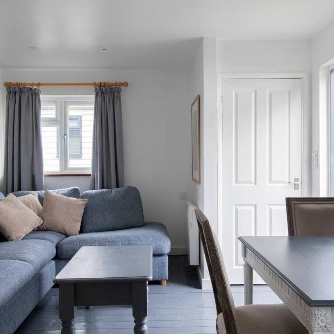 Oak Cabin Overlooking Bedgebury Forest