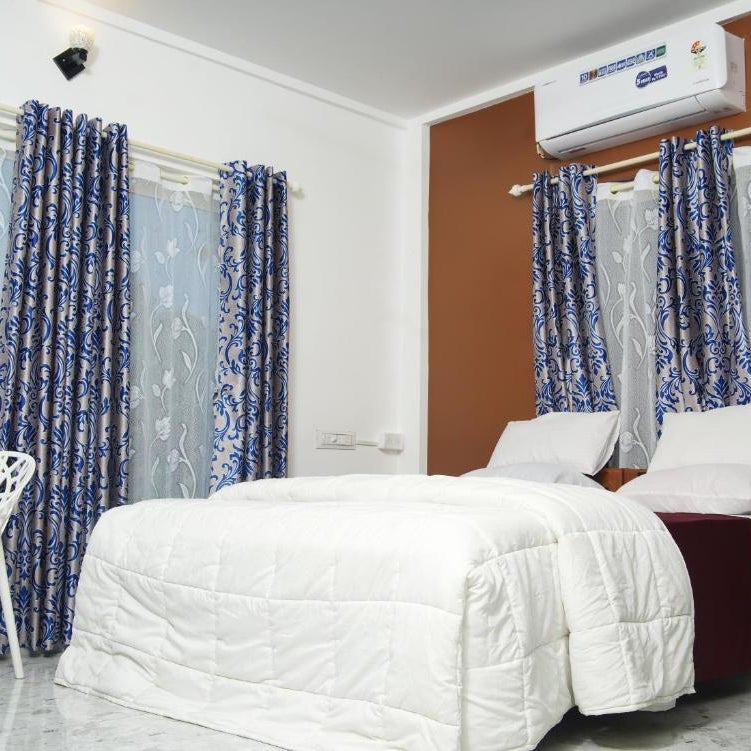 MM RESIDENCY