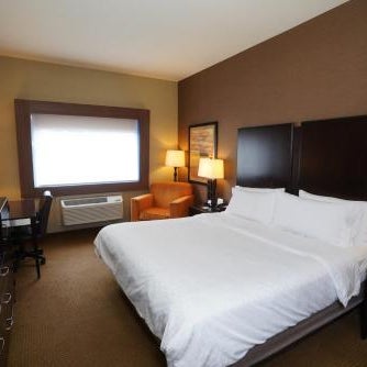 Creekside Hotel & Suites Thumbnail