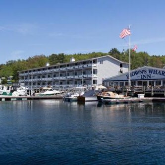 Browns Wharf Inn