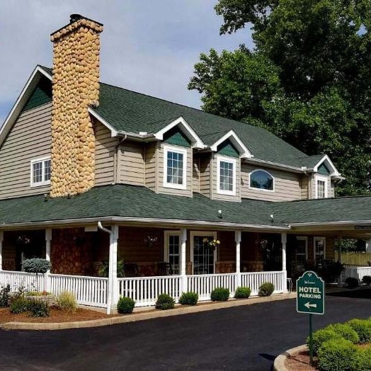 Hearthstone Inn & Suites Thumbnail