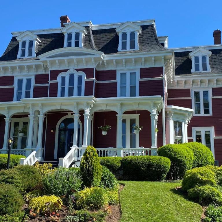 Blomidon Inn