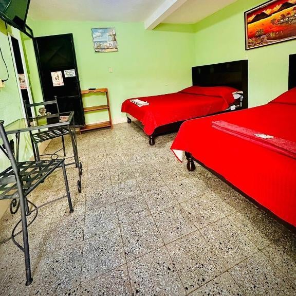 Hotel Emiss Panajachel Thumbnail