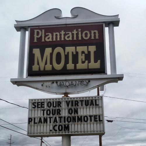 Plantation Motel Thumbnail