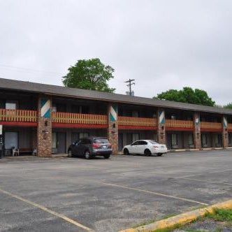 Kewanee Motor Lodge Thumbnail